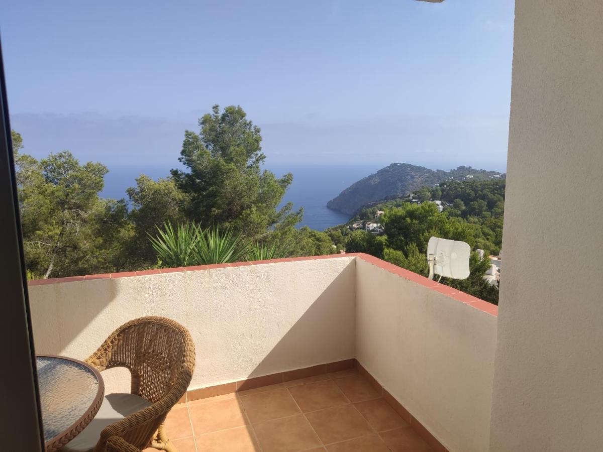 Semi-detached House, With An Impressive View Of The Sea And The Valley Sant Joan De Labritja